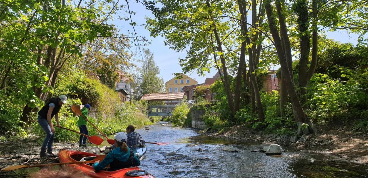 Ferienwohnungen Am Schwanensee 布隆 外观 照片